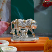 Gau Mata Vatsalya Murti