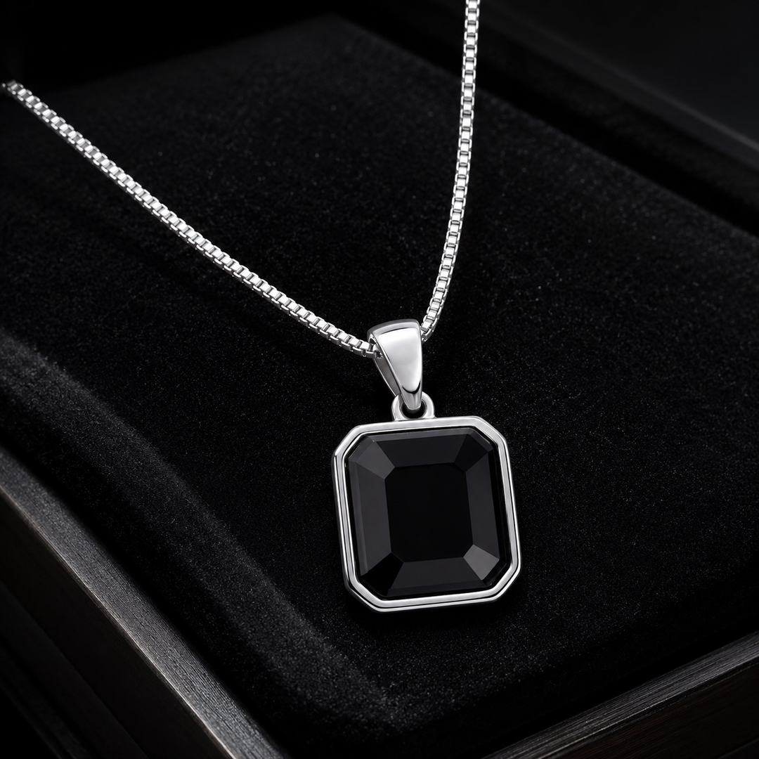 Men’s Black Onyx Pendant Necklace in Sterling Silver