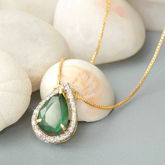 GOLD CHAIN WITH EMERALD  AND DIAMOND PENDANT