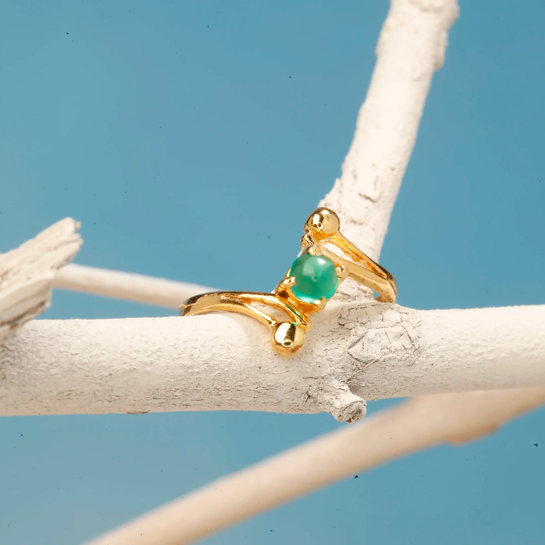Whispers of Envy Ring