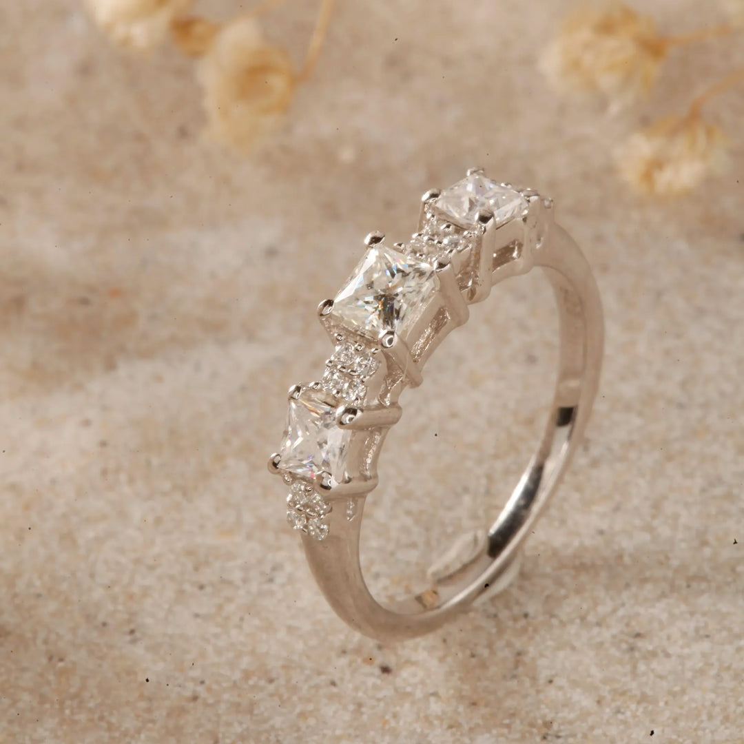 The Silver Crescendo Ring