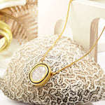 Load image into Gallery viewer, GOLD CHAIN AND SOLITAIRE POLKI PENDANT
