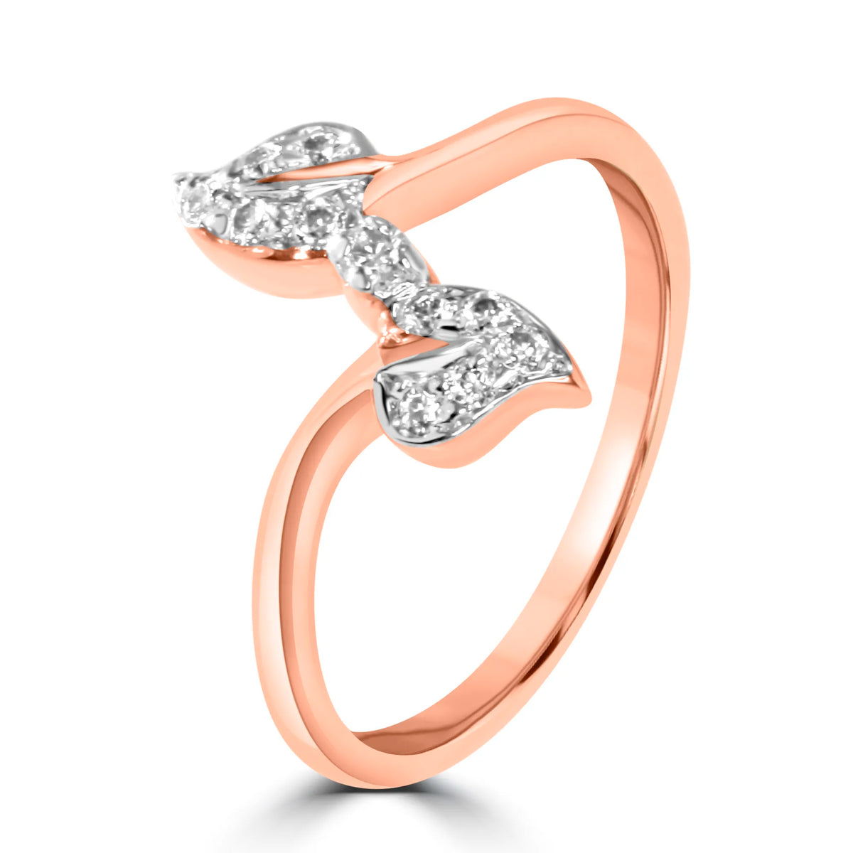 Close up of Twin Leaf Pattern studded with Zircons on 925 Silver Rose Gold Band